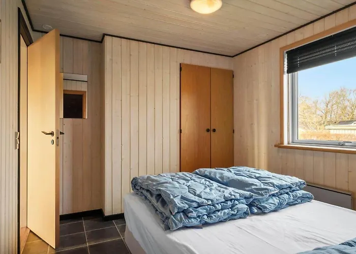 Дом отдыха Sj316-hejls-ronnebaervaenget-9 *